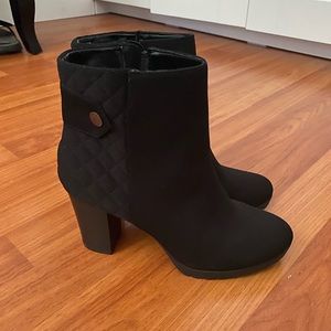Anne Klein Short Black Booties